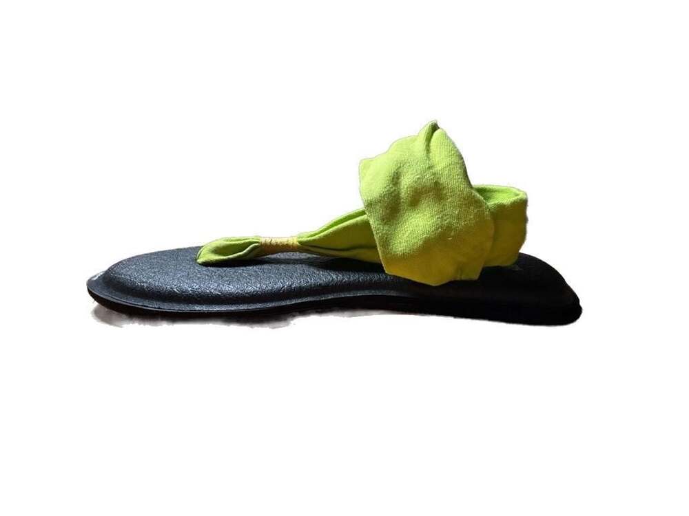 GUC Sanuk Women's Yoga Sling 2 Sandals in Lime Green, size 9 - Picture 4 of 12